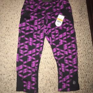 Capri workout pants slim fit